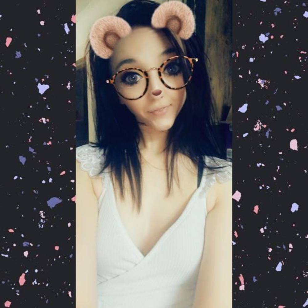 Meet your Posher, Corinna